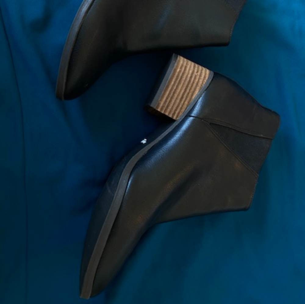 Dr. Scholl's black boots size 8